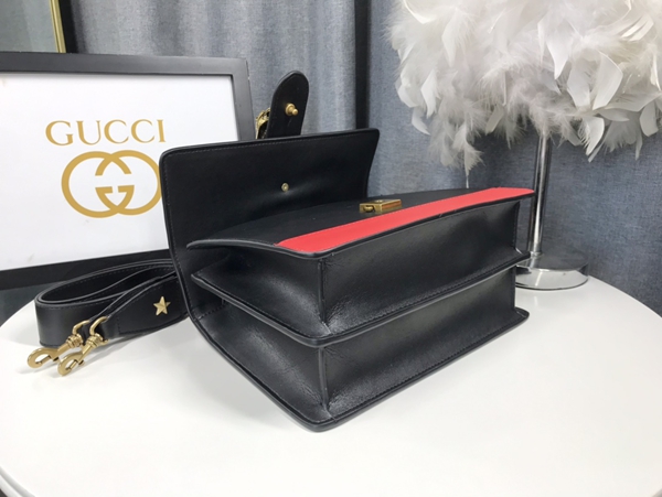 激安グッチバッグコピー角部分ディテール